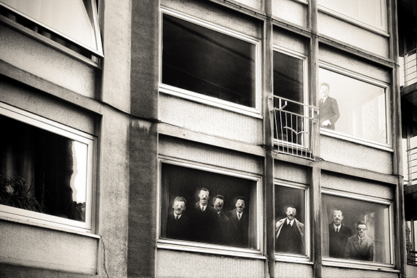 David Géron, Windows, de la série « Born under a lucky star », 2022. 