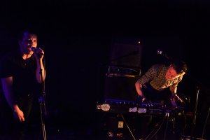 kompliakation_4000_Virginie-Godfrin_3-300x200.jpg