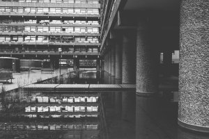 Concrete-Edito-Londres-Jehanne-Moll-4010-300x200.jpg