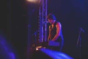 Micro-festival_Maeva-Brifflot_4000_7-300x200.jpg