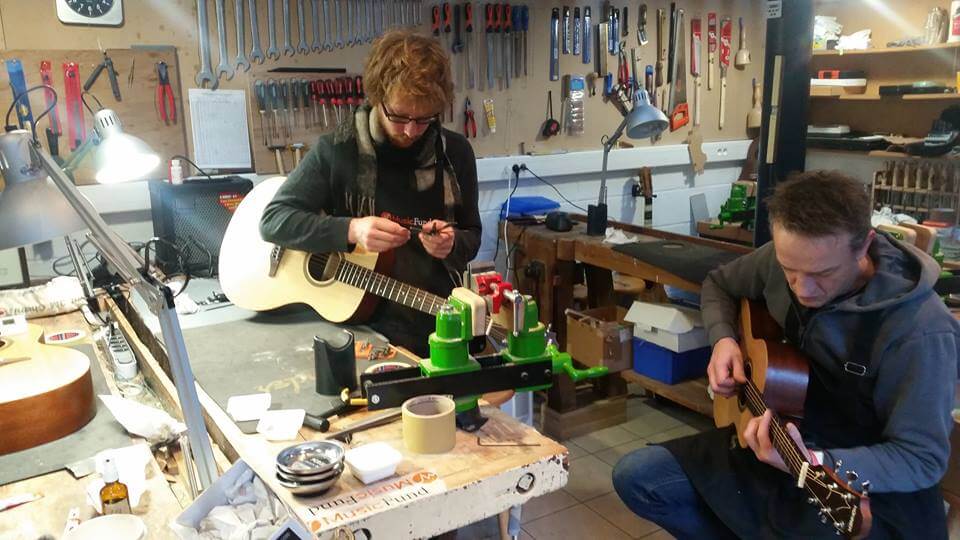Stage-lutherie-avec-Music-Fund.jpg