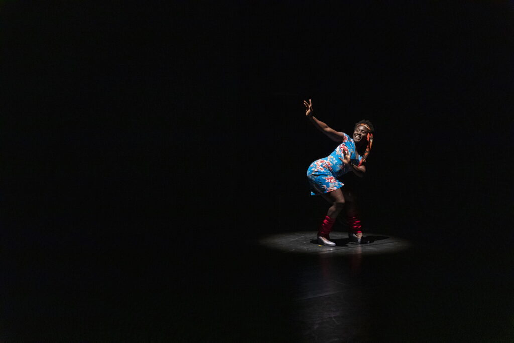 Pays_de_danses_Theatre_de_Liege_Quatremille-1-1024x683.jpg