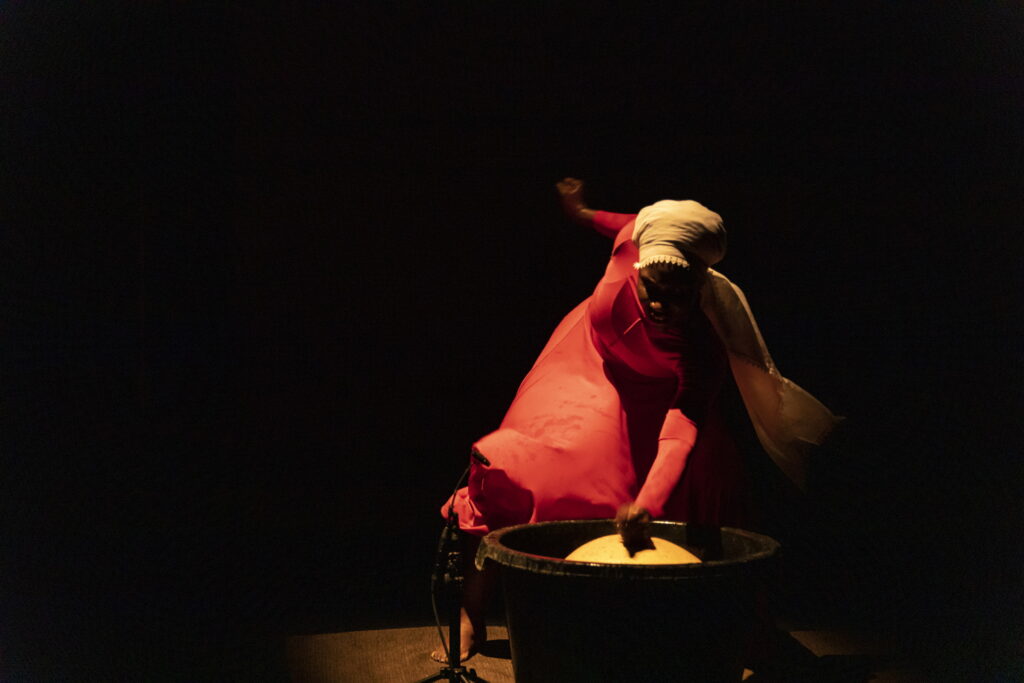 Pays_de_danses_Theatre_de_Liege_Quatremille-6-1024x683.jpg