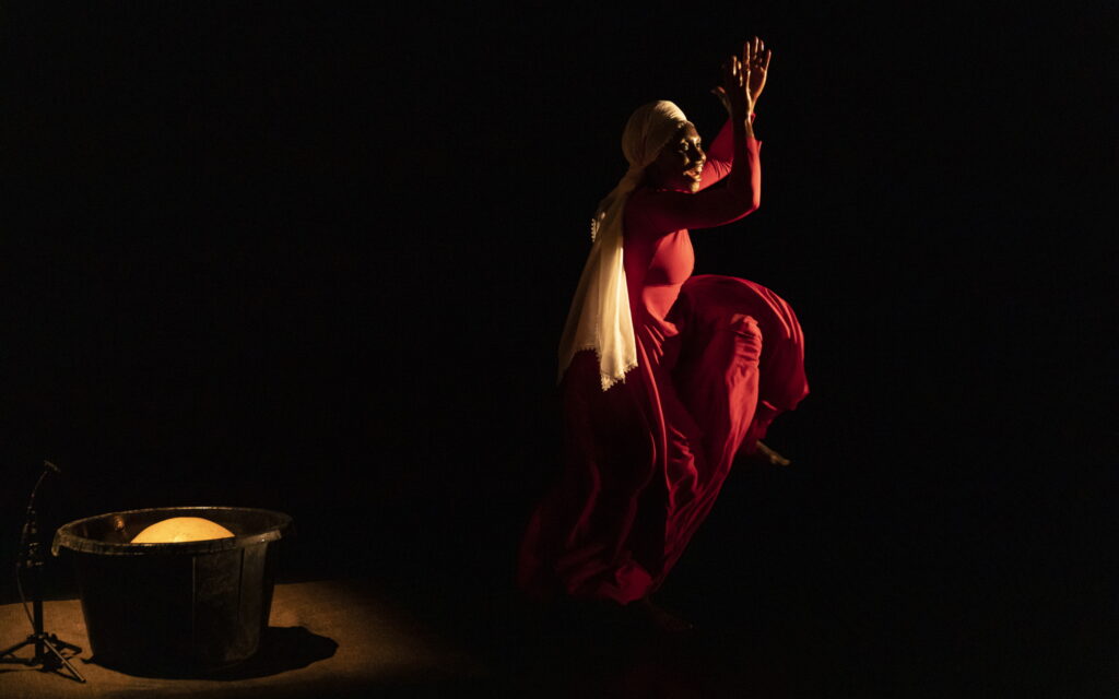 Pays_de_danses_Theatre_de_Liege_Quatremille-7-1024x640.jpg