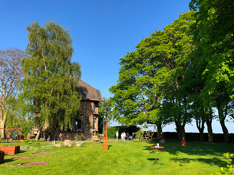 Photo de l'ext&eacute;rieur de la maison de la No Name Gallery