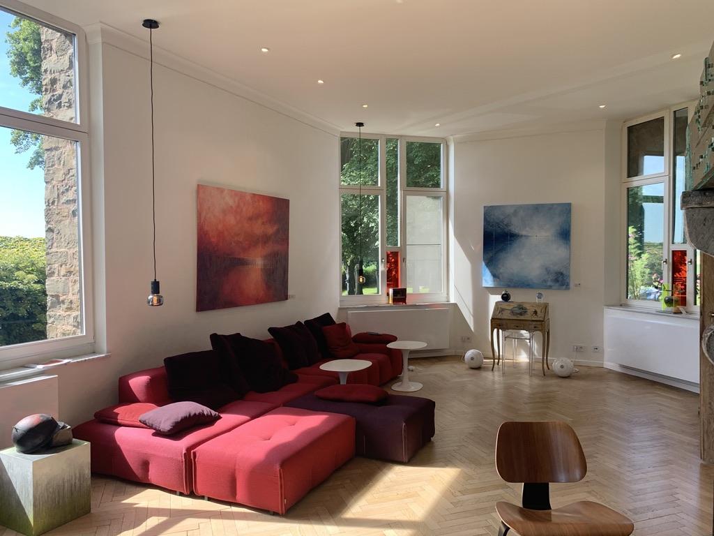 Photo de l'int&eacute;rieur de la No Name Gallery, au rez-de-chauss&eacute;e