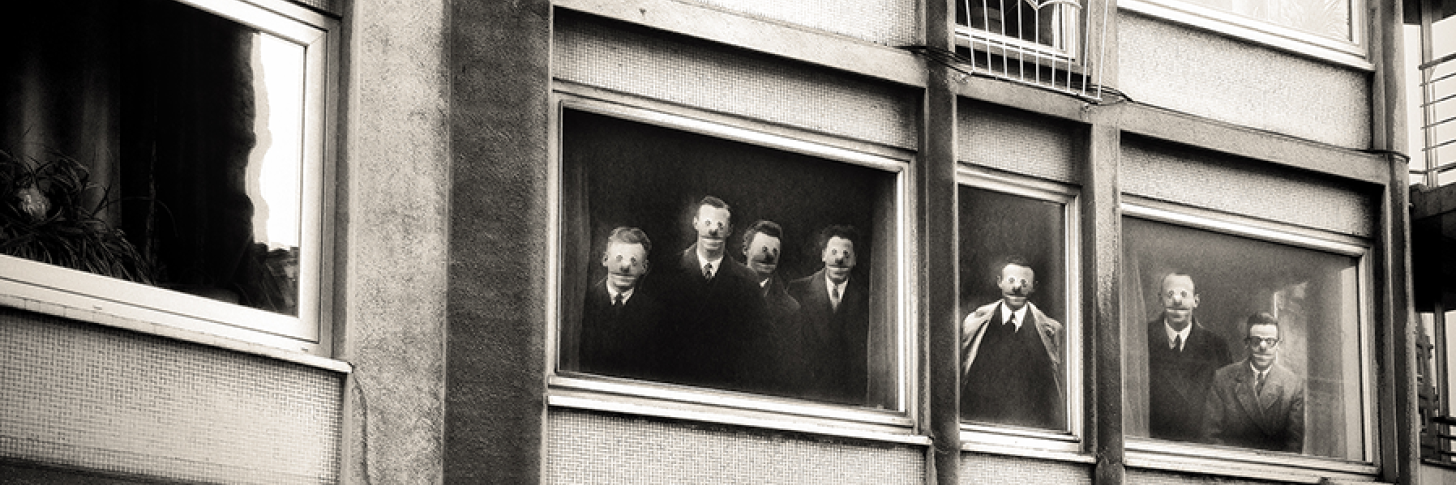 David Géron, Windows, de la série « Born under a lucky star », 2022. 