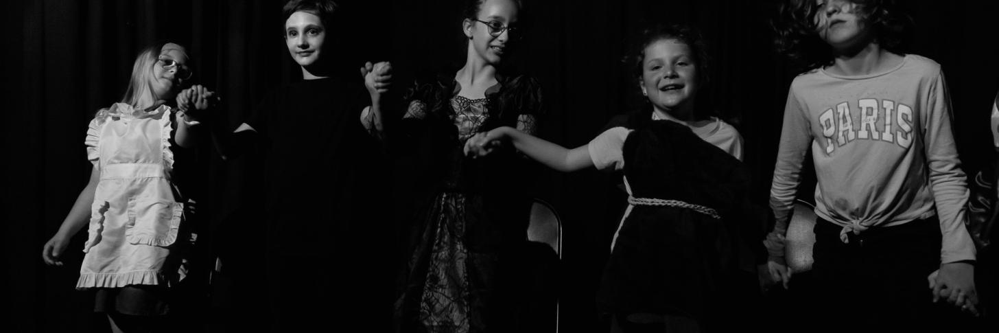 Photo stage