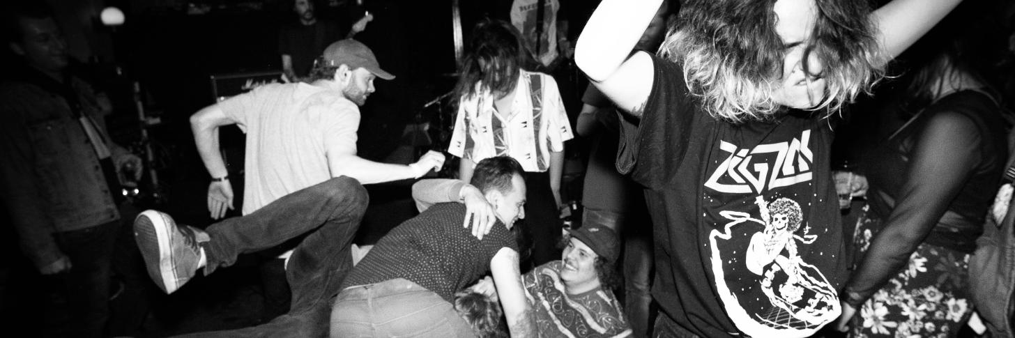 DRAG ME TO HELL : LA SOIRÉE PUNK UNDERGROUND DÉBARQUE À LIÈGE AVEC COCAINE PISS