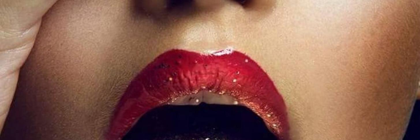 LENA DORYN : MAKE-UP ARTIST