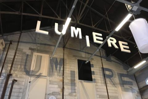 MAASTRICHT AU FIL DES MOIS... QUE LA LUMIÈRE SOIT : CINÉMA, CAFÉ ET RESTAURANT