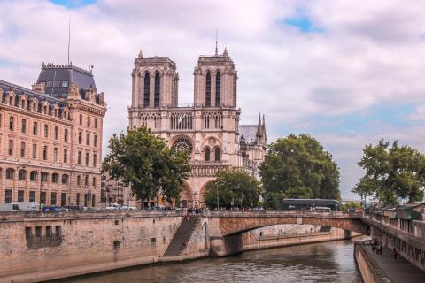 Notre-Dame de Paris d&rsquo;hier, d&rsquo;aujourd&rsquo;hui et de demain @ Zoom