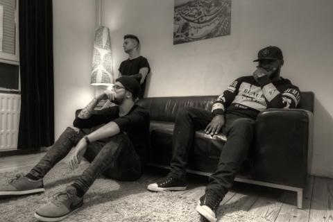 JB7 MUSIC PRODUCTION: 7 ANS D'EXPERIENCES MUSICALES